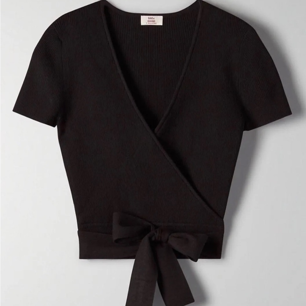 Aritzia Wrap Ribbed Top Crop Black